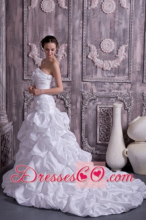 Sweet A-line / Princess Stapless Court Train Taffeta Beading Wedding Dress