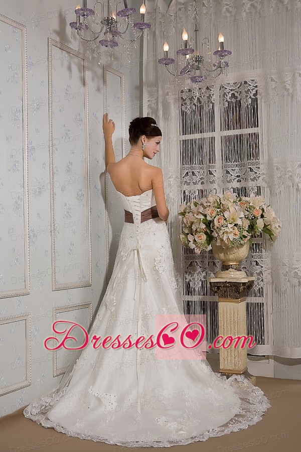 Beautiful A-line Strapless Court Train Lace Appliques Wedding Dress