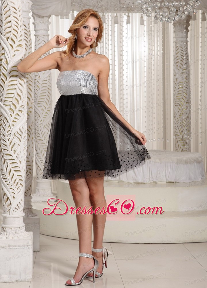 Special Fabric A-line Sequins Decorate Bust Strapless Online Black and Silver Prom / Cocktail Dress 2013