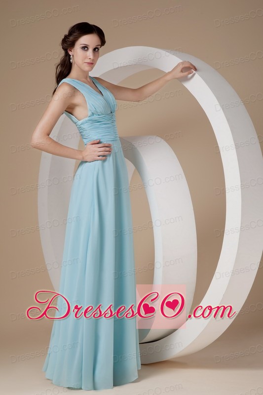 Simple Aqua Column / Sheath V-neck Chiffon Ruched Long Evening Dress
