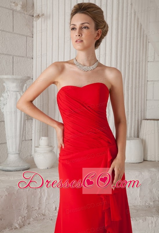 Red A-Line / Princess Strapless Court Train Chiffon Ruche Prom / Evening Dress