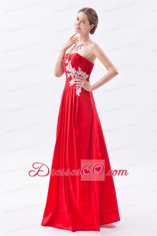 Red Column / Sheath Strapless Prom Dress Taffeta Appliques Long