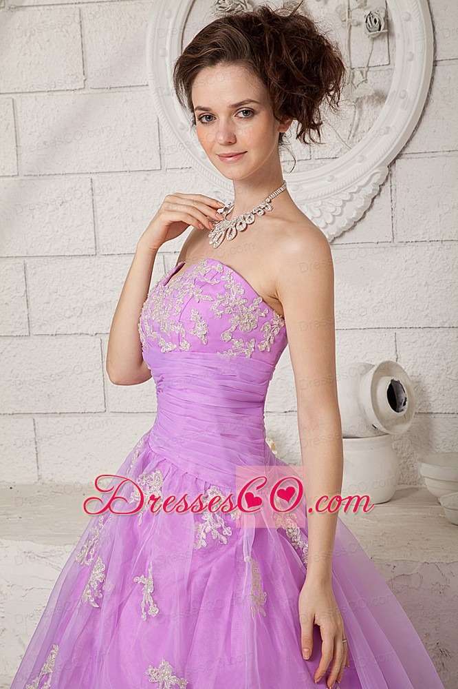 Beautiful Lavender Prom Dress A-line Tulle Appliques Long