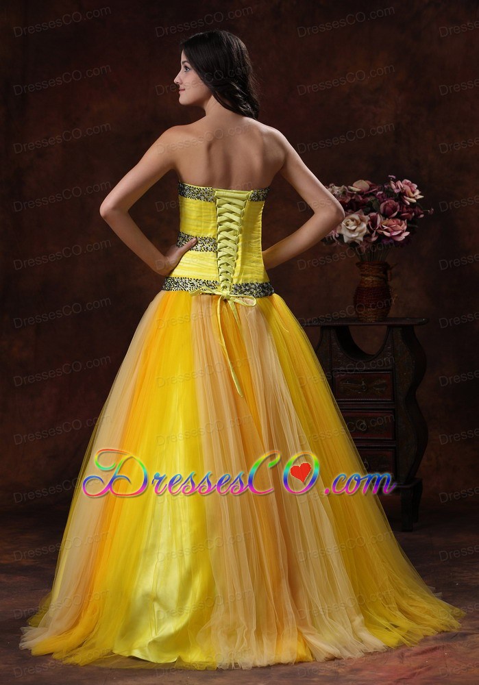 Yellow Sweerheart Beaded Decorate On Tulle Dama Dress Quinceanera