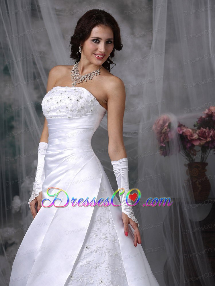 Beauty A-line Strapless Court Train Satin Embroidery Wedding Dress
