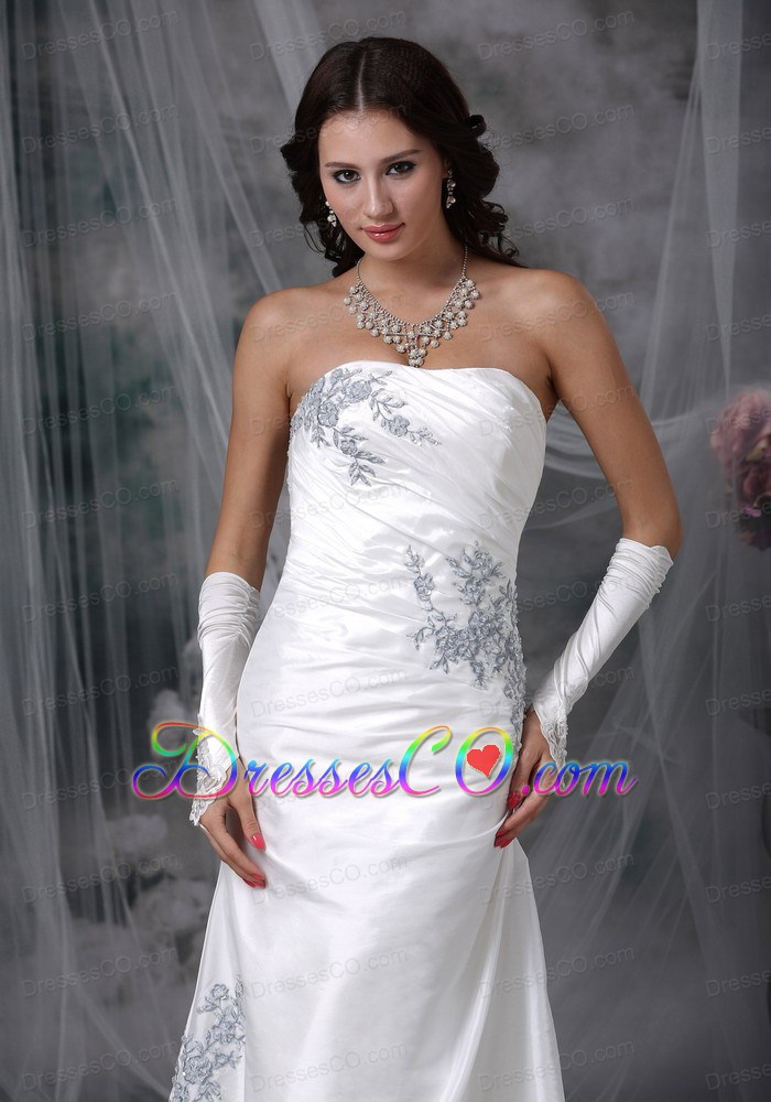 Affordable A-line Strapless Brush TrainTaffeta Appliques and Ruched Wedding Dress