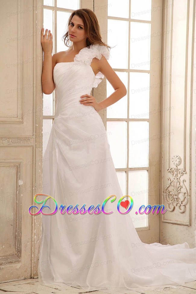 Discount A-line One Shoulder Wedding Dress With Hand Made Flowers and Ruched In 2013