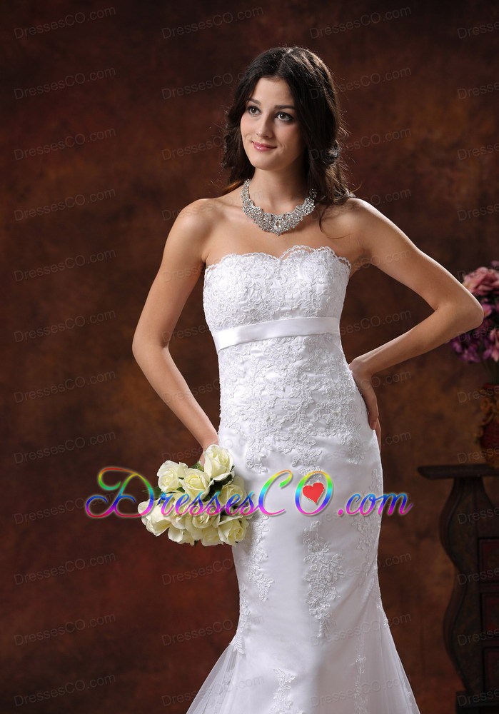 Lace Over Decorate Shirt In Mermaid Wedding Dress