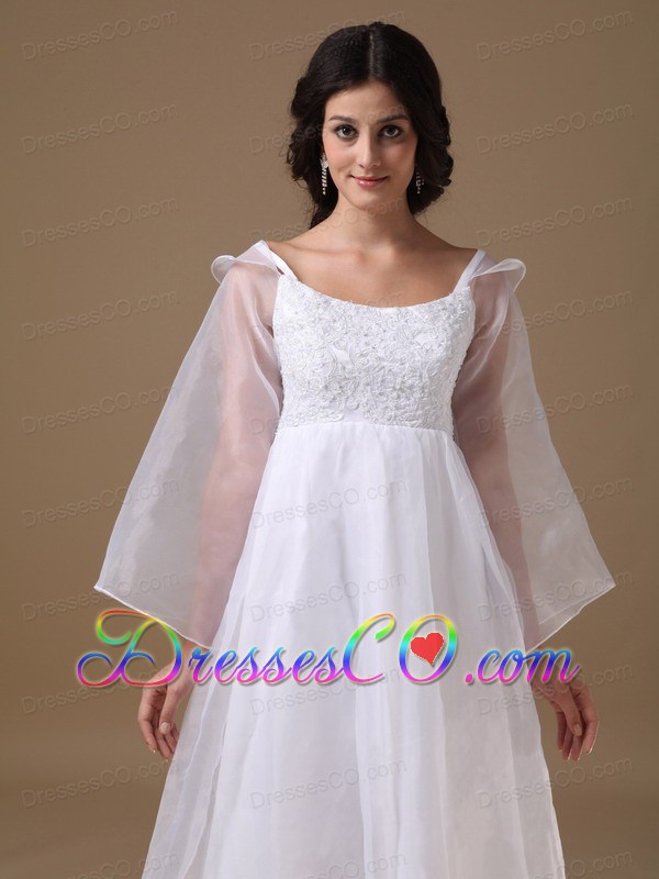 Beautiful A-line Scoop Long Organza Lace Wedding Dress