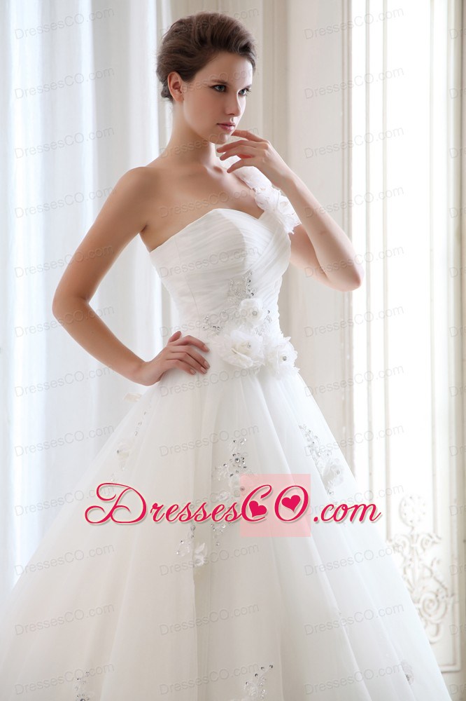 Romantic A-line One Shoulder Long Tulle Beading And Hand Made Flowers Wedding Dress