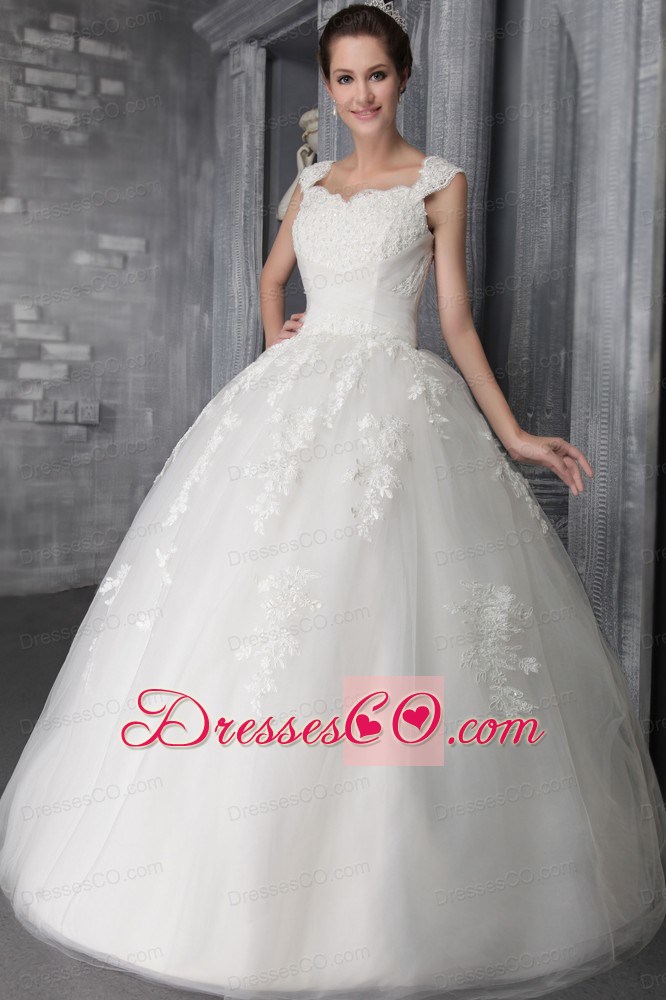 Elegant Ball Gown Straps Long Tulle Lace Appliques Wedding Dress