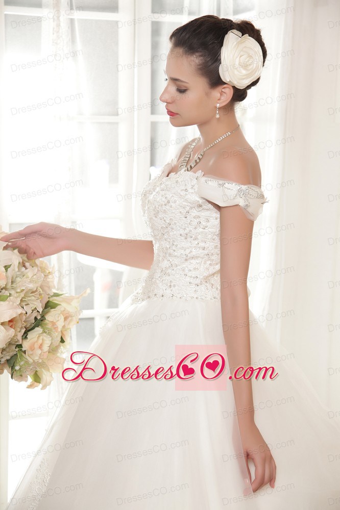 Perfect Ball Gown Off The Shoulder Long Tulle Appliques Wedding Dress