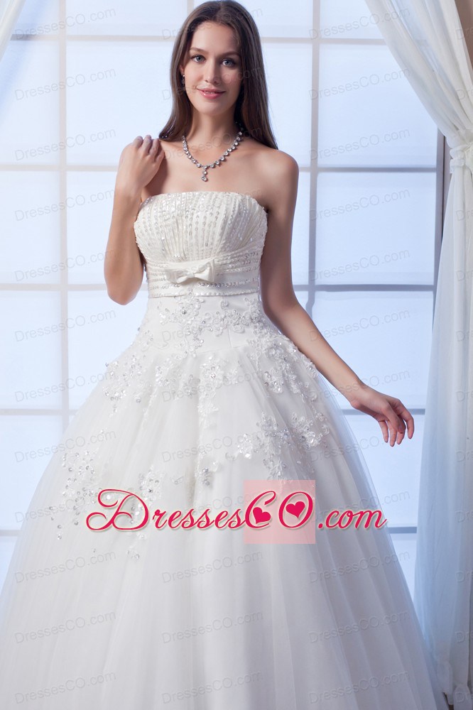 A-line Strapless Long Tulle Beading And Hand Made Flowers Wedding Dress