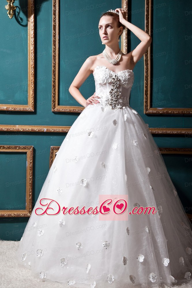 Beautiful Ball Gown Long Tulle Beading And Appliques Wedding Dress