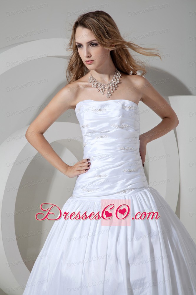 Cheap A-line / Princess Strapless Court Train Taffeta Beading Wedding Dress
