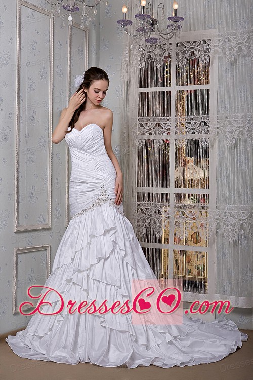 Luxurious Mermaid Brush Train Taffeta Appliques Wedding Dress