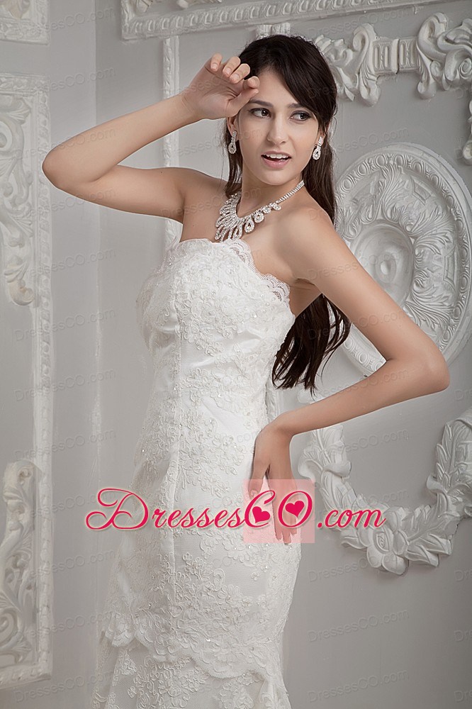Luxurious Mermaid Brush Train Satin Lace Wedding Dress
