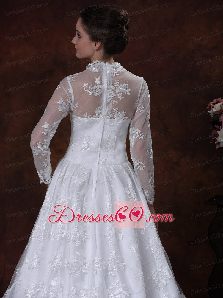 Lace A-Line / Princess V-neck Court Train Wedding Dress Long Sleeves Zipper-up