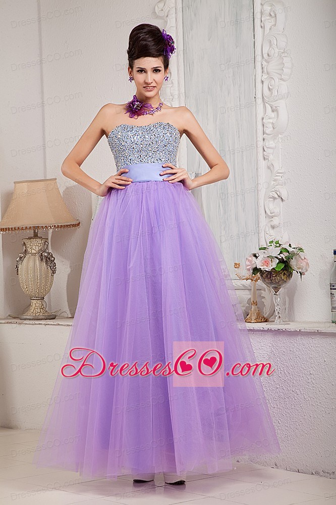 Exquisite Lavender Prom Dress A-line / Princess Strapless Beading Long Tulle