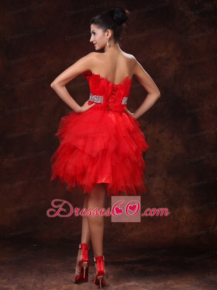 Red Feather Tulle Beaded Decorate Waist A-line Customize Cocktail Dress With Strapless For 2013
