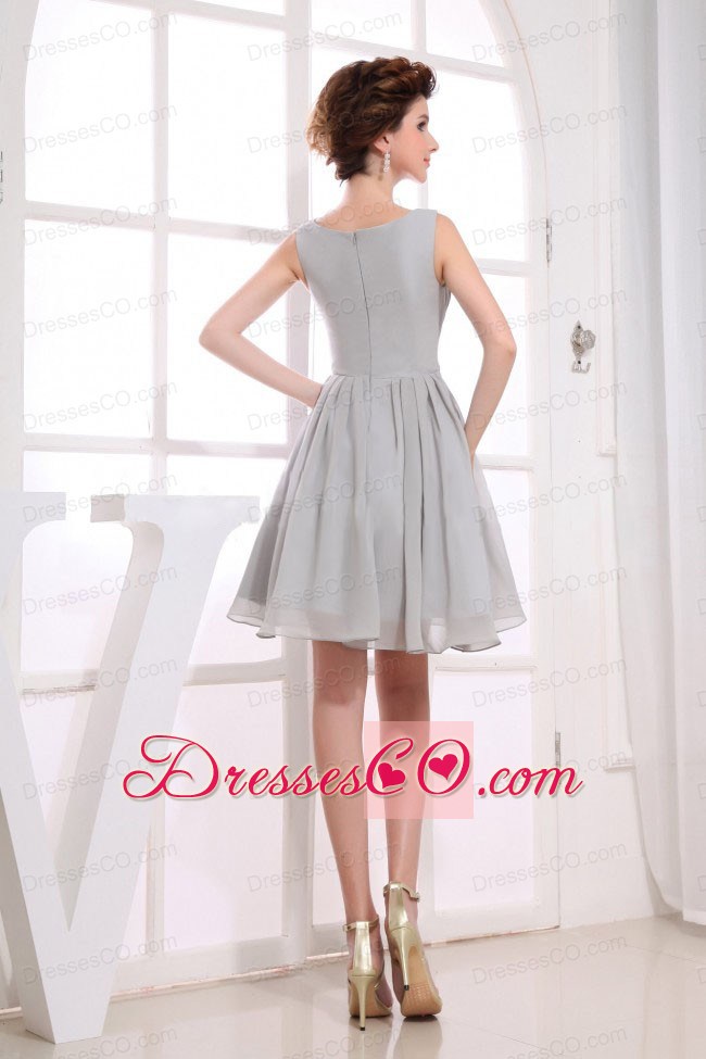 Bateau Grey Knee-length Chiffon Prom Dress