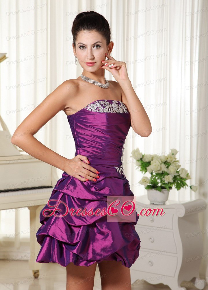 Appliques Lace-up Strapless With Ruched Bodic Homecoming Dress Eggplant Purple