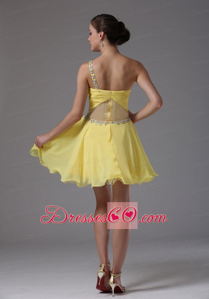 Custom Made One Shoulder and Yellow For Prom Dress With Ruched and Beading