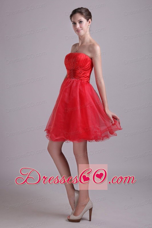 Red A-line Strapless Short Organza Beading Prom/Cocktail Dress
