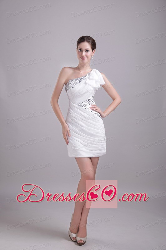 White Column/sheath One Shoulder Mini-length Chiffon And Taffeta Rhinestone Prom / Homecoming Dress