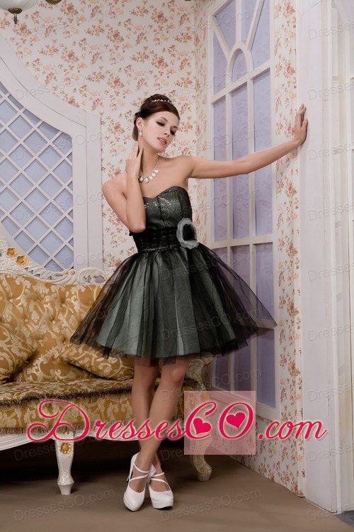 Black A-line / Princess Mini-length Tulle Hand Made Flower Prom / Homecoming Dress