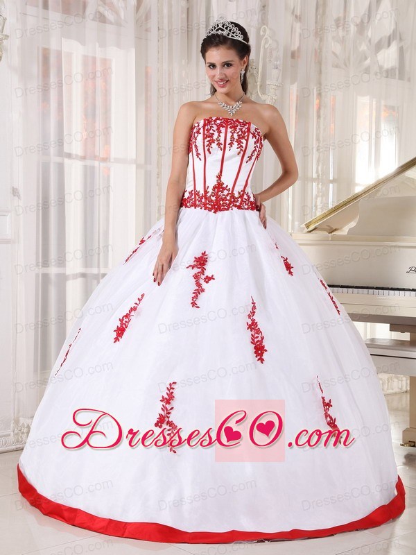 White Ball Gown Strapless Long Satin And Organza Appliques Quinceanera Dress