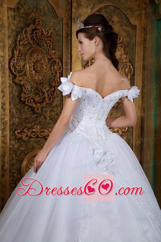 White Ball Gown Off The Shoulder Long Organza Appliques Quinceanera Dress