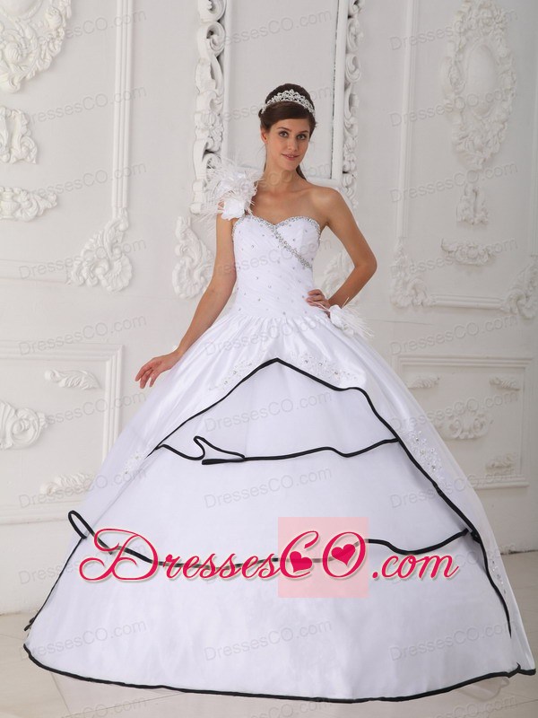 White Ball Gown One Shoulder Neck Long Taffeta And Organza Beading Quinceanera Dress