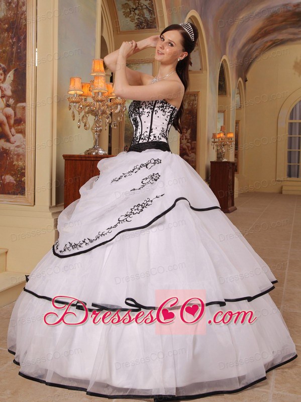 White Ball Gown Strapless Long Organza Embroidery Quinceanera Dress