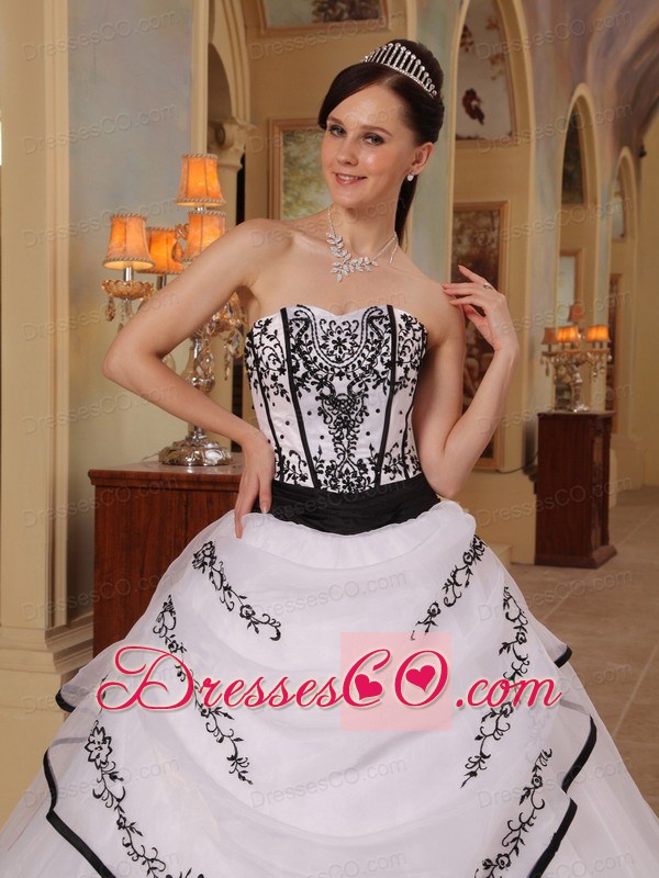 White Ball Gown Strapless Long Organza Embroidery Quinceanera Dress