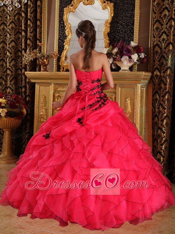 Red Ball Gown Long Organza Appliques Quinceanera Dress