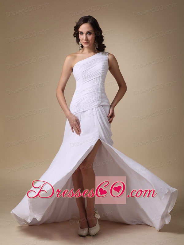 White Column One Shoulder Brush Train Ruching Prom Dress