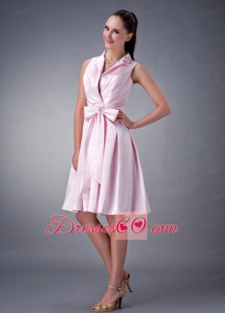 Baby Pink A-line / Princess V-neck Knee-length Satin Ruched And Bow Homecoming Dress