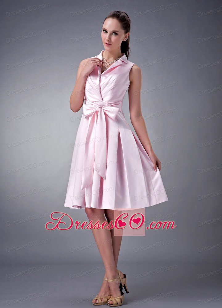 Baby Pink A-line / Princess V-neck Knee-length Satin Ruched And Bow Homecoming Dress