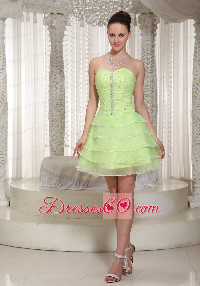 Lace-up Yellow Green Beaded Decorate Homecoming Dress With Sweetheart