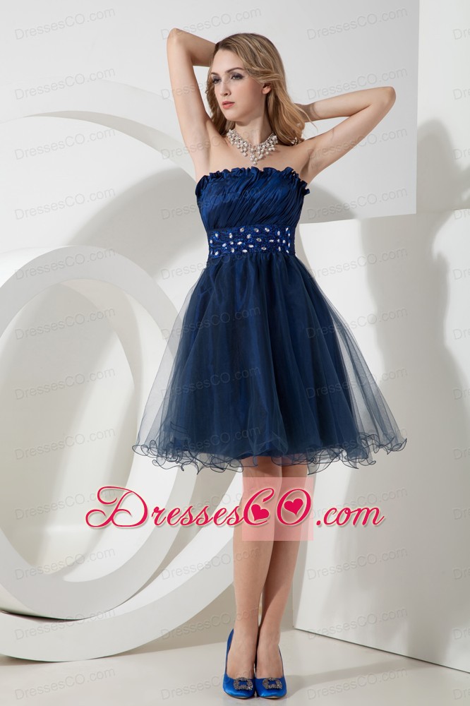 Navy Blue A-line / Princess Strapless Knee-length Organza Beading Prom Dress