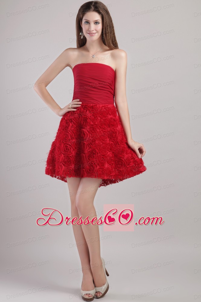 Wine Red A-line Strapless Mini-length Rolling Flowers Prom / Cocktail Dress
