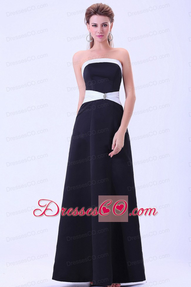 Black Prom / Evening Dress A-line Satin Long