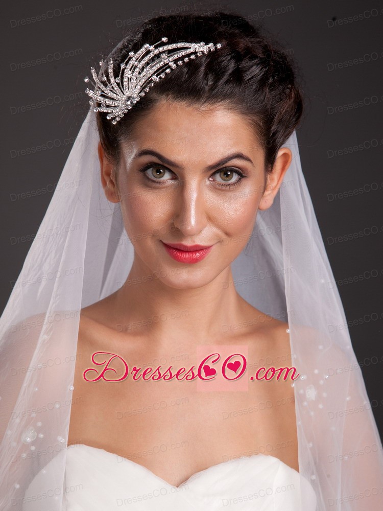 Sophisticated Alloy Tiara Accented With Beading