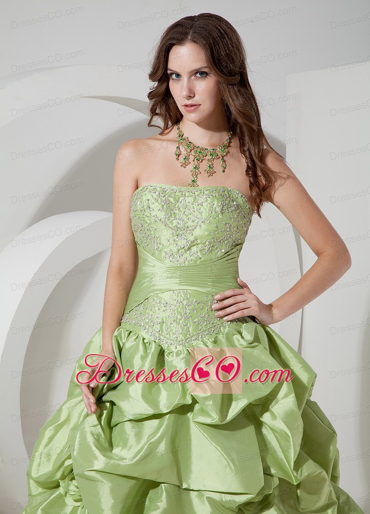 Elegant Yellow Green A-line Strapless Prom Dress Taffeta Appliques Long