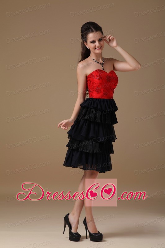 Cute Black And Red A-line Short Prom Dress Chiffon And Taffeta Beading Knee-length