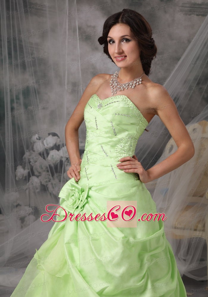 Yellow Green A-Line / Princess Prom Dress Taffeta Beading