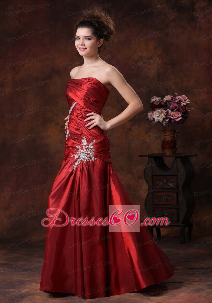 Stylish Beading Taffeta Column Fitted Long Prom / Evening Dress