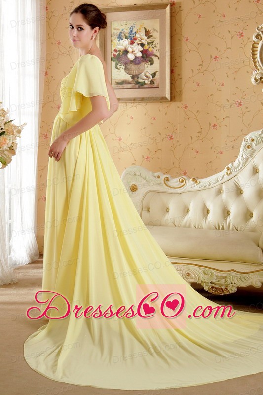 Yellow Column / Sheath One Shoulder Court Train Chiffon Beading and Ruching Prom / Evening Dress