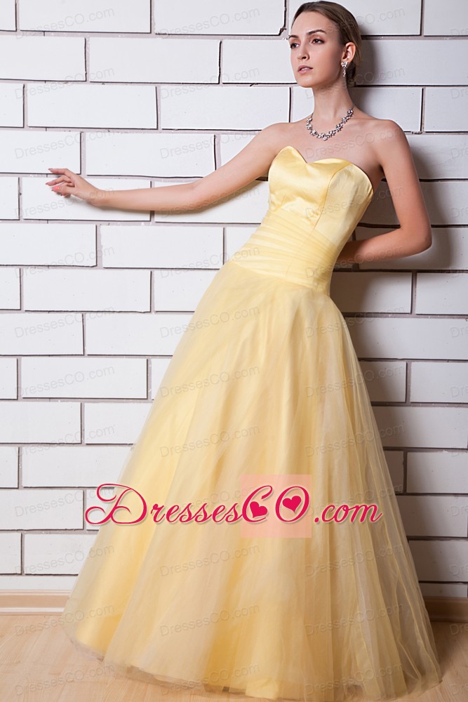 Gold A-line Prom Dress Tulle And Taffeta Ruching Long